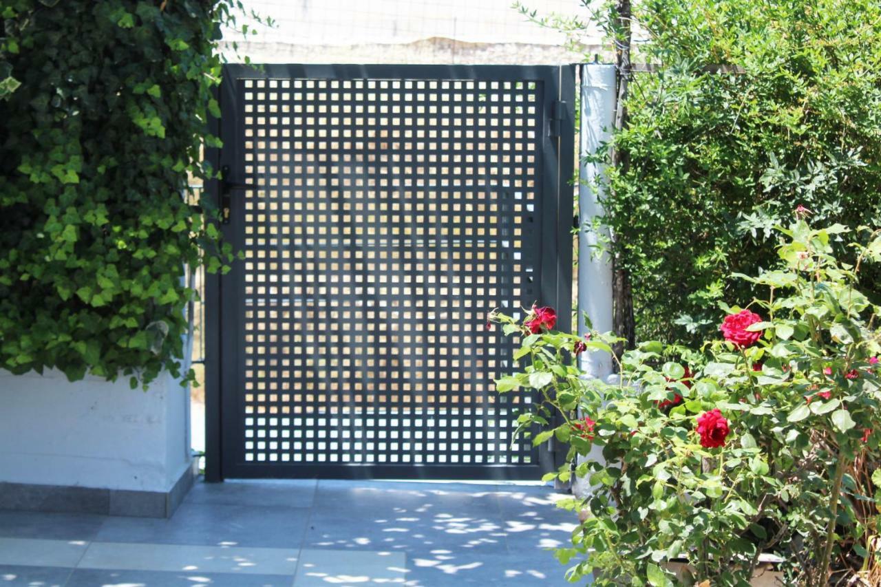 Villa Orange Garden Egio Exterior foto